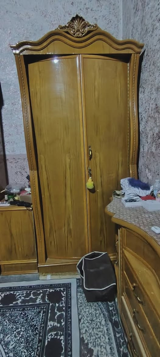 سلام عليكم غرفه صاج درجه اوله لبيع 1650وبيه مجال ***********
