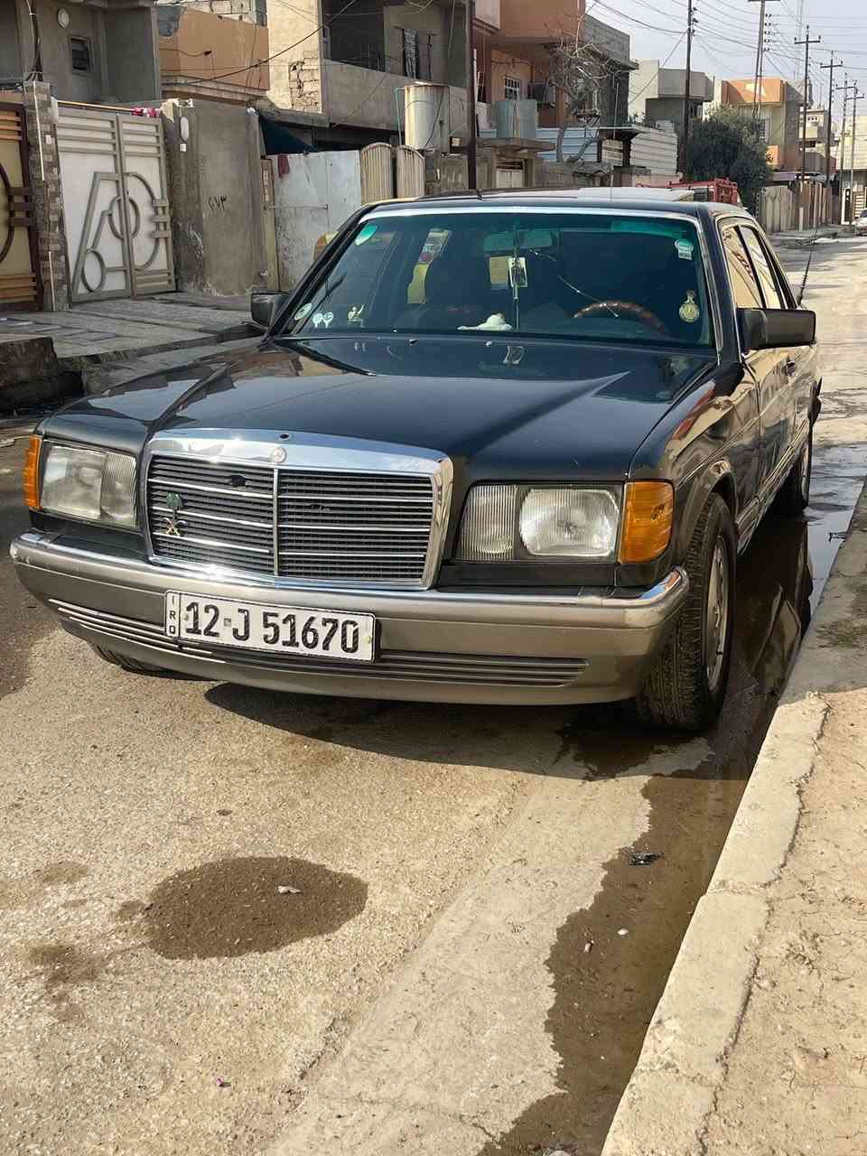 السلام عليكم
مارسدس رئاسي 
موديل 1988
رقم نينوى 12 باسمي اني الشرعي 
سنويه 2030
عليها غرامه 100 ع المشتري 
سياره يعوزها مصرف حداديه نص عمر 
تايرات جديده
محرك وكير بطه شرط لاصرف ولا نفخ
تبريد ابيعك عاطل 
كهربائيات شغاله 

/////ملاحظه 
السياره مصبوغه (عام) وبيه كصه بالسقف السقف مبدل 
باب السايق والجاملغ بي معجون هذا الي بيها لادوخني بقلمك

السعر 45 وبيها مجال والسوك كلشي بي 
مكانها موصل حي سومر 
الاتصال 
***********
