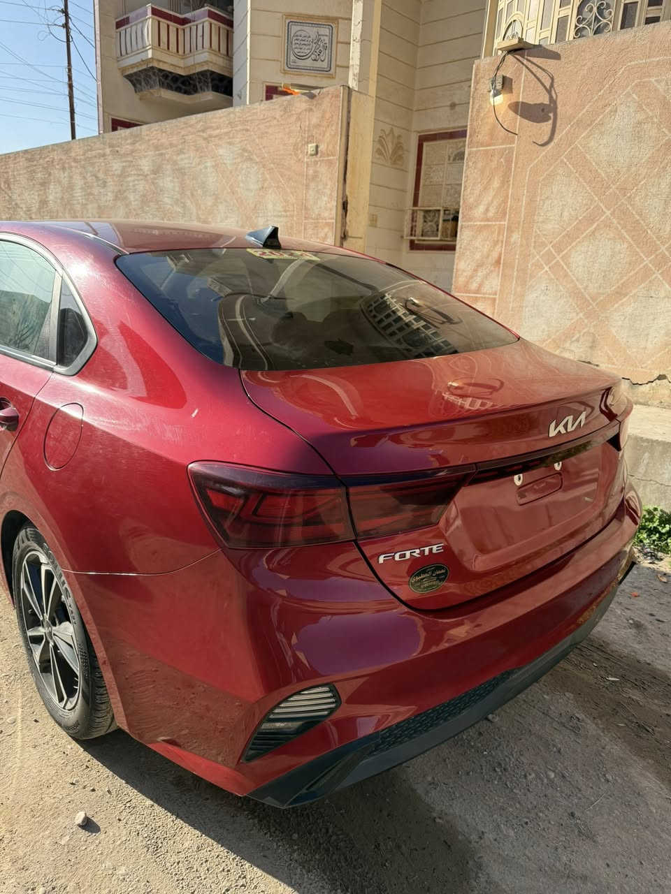 سلام عليكم  كيه فورتي مديل 23 امريكي الضرر مالها بنيد بدون دواخل شرط محرك 2000السياره بعدها منفيس ما مرقم يحقله يسجلها كل محافضات العراق  ***********
