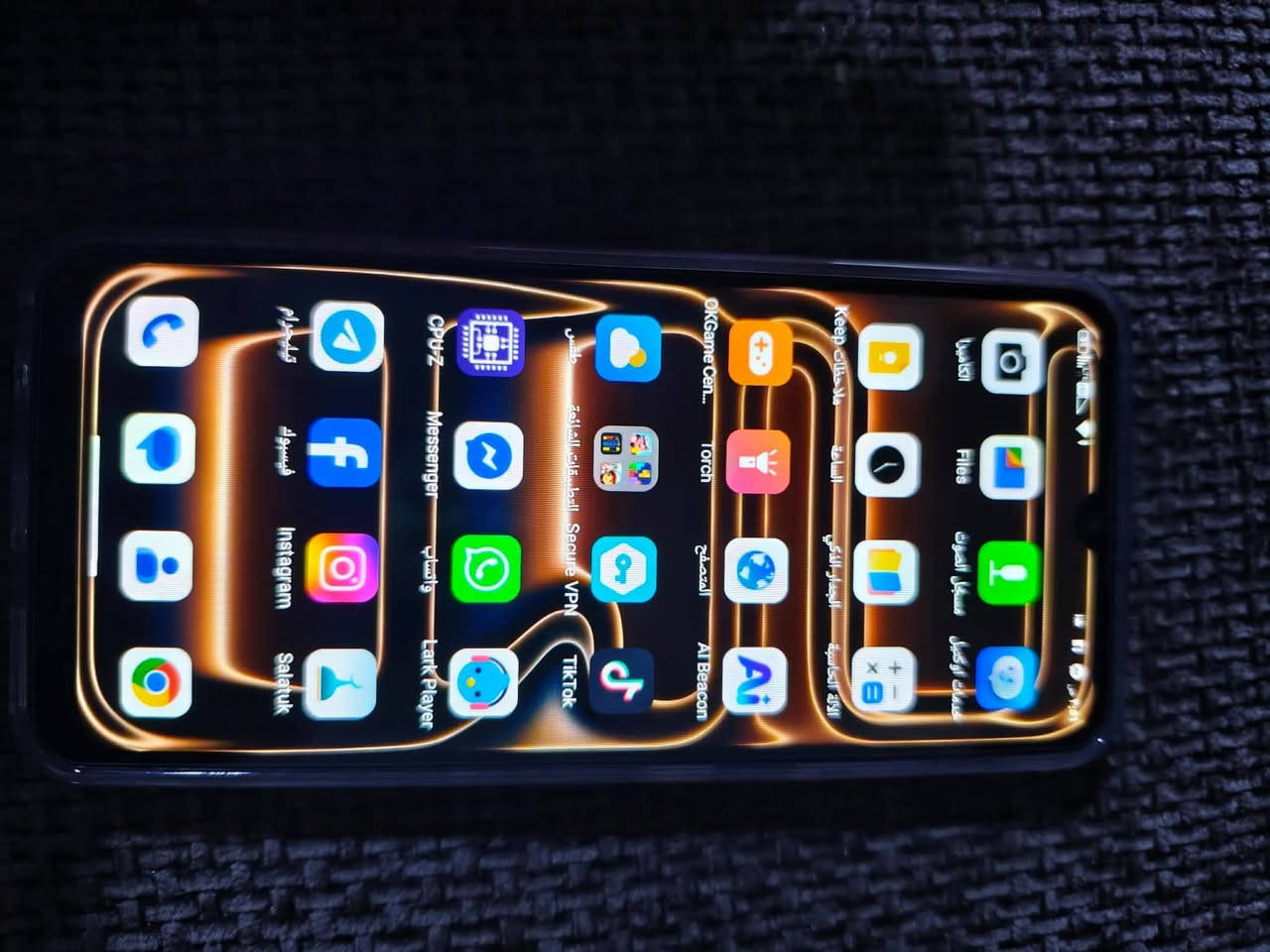 OUKITEL
C17 شبيه ايفون 17 برو مكس اصلي 
سعر 170الف رقم الهاتف ***********
6.52"

Powered by Android ™ Network 4G

Quad core, Unisoc T310

13 Mpix Rear Camera

5Mpix Front Camera

GPS/BEIDOU/GALILEO/GLONASS

Nano+Nano/Nano+TF

5000 mAh Battery
