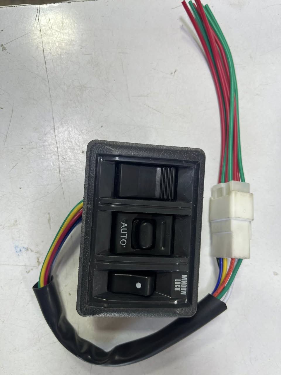 سلام عليكم 
تتوفر لدينا دكمة رفع جام فوتون مزدوجة ومفردة ماروني ورصاصي مع الفيشة


**إذا كنت صاحب هذا الإعلان وتريد حذفه لأي سبب، رجاءا أرسل رسالة إلى الدعم الفني**