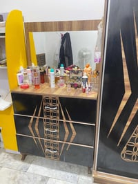 غرفتين للبيع الجوزي ب٣٠٠   والبيضه ب٥٠٠ للاستفسار 07840177225