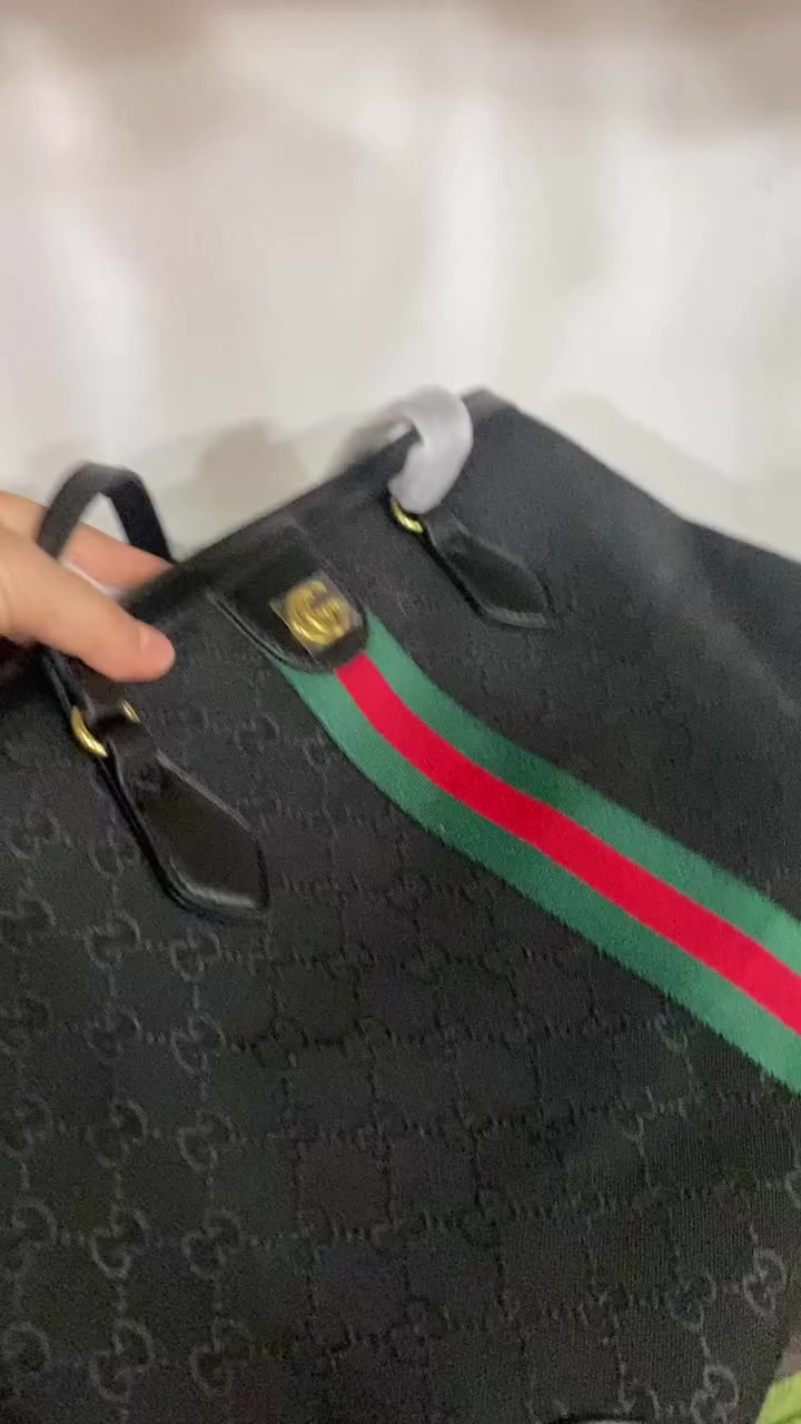 افضل انواع الحقائب  متوفر جملة و مفرد ،
📞  WhatsApp ***********
