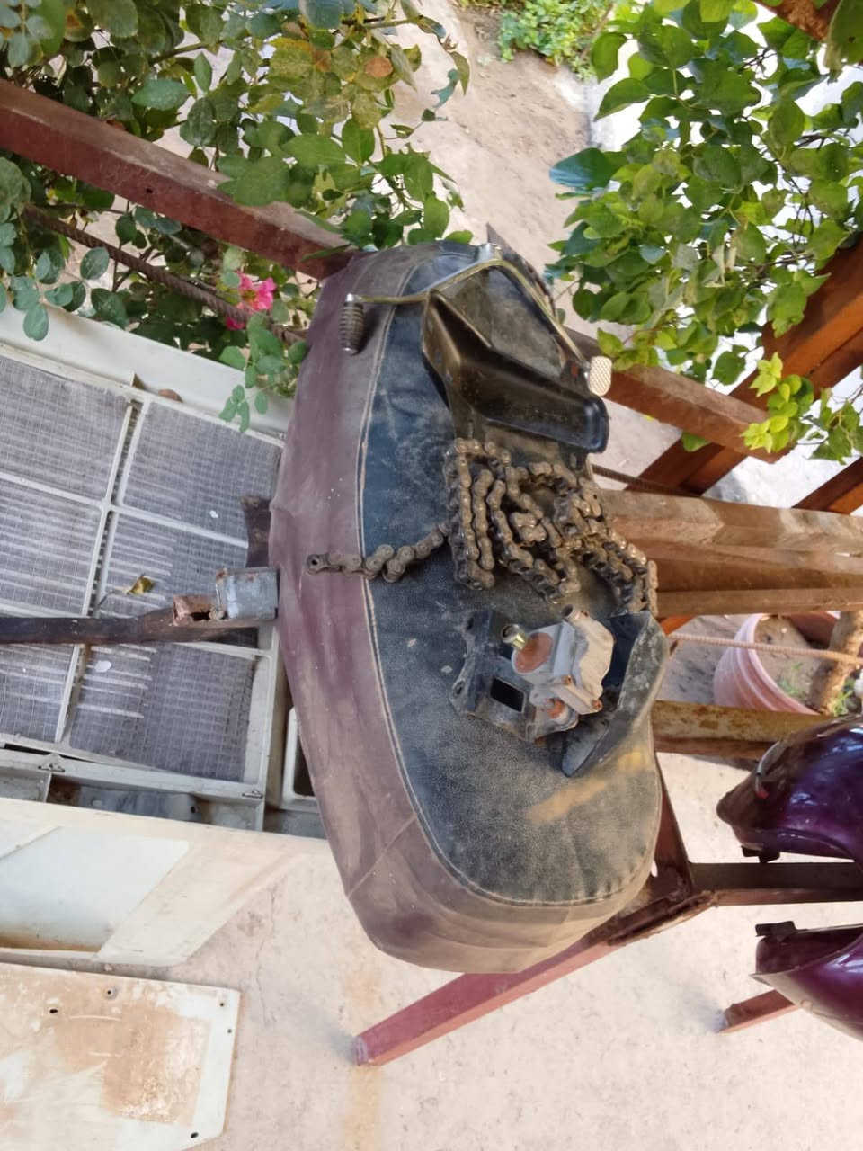 غراض مال خمسه گير التانكي كلشي ما بي والصفاحيات وسوبر ماال خمسهه گير نضيف شاصي مال هيوشه للبيع


**إذا كنت صاحب هذا الإعلان وتريد حذفه لأي سبب، رجاءا أرسل رسالة إلى الدعم الفني**