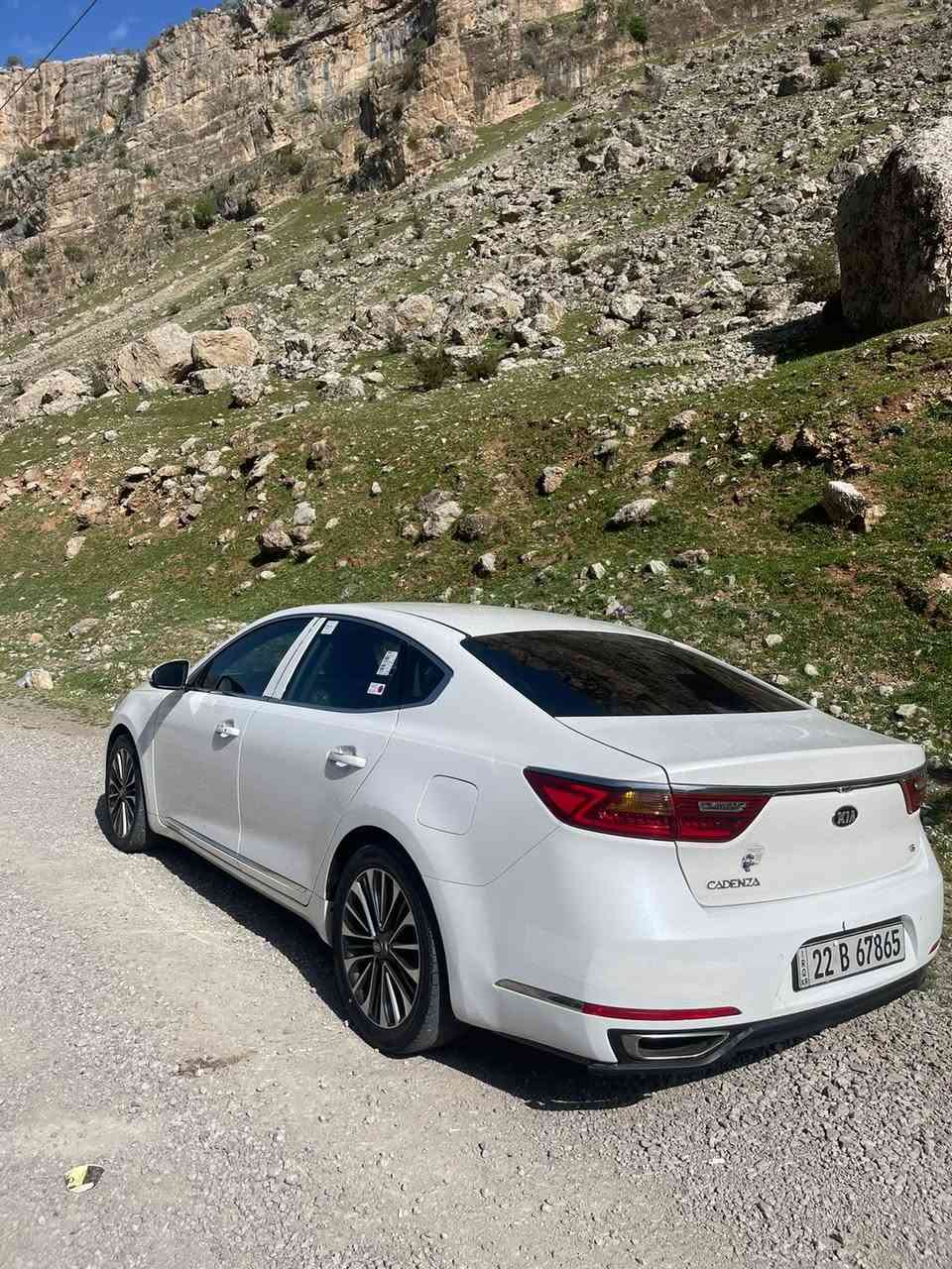 كادنزا موديل 2018 
خليجي مكفوله بدون قطرة صبغ 
المواصفات الكل يعرفها لان السياره فول 
ويشهد الله دا ابيعها بسعر مال متوازي لان حتاجيت فلوس 
الرجاء الاتصال فقط على رقم التليفون او واتس اب 
***********
