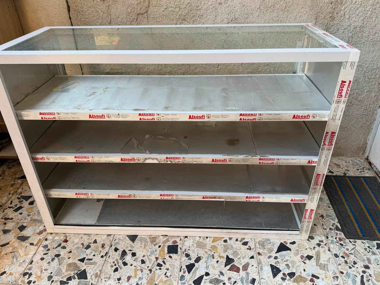 السلام عليكم
جام خانه جديدة استخدام فقط شهر
السعر /١٠٠
عرضها نص متر 
طولها متر ونص 
العنوان / الأمين 
للتواصل ع الخاص


**إذا كنت صاحب هذا الإعلان وتريد حذفه لأي سبب، رجاءا أرسل رسالة إلى الدعم الفني**