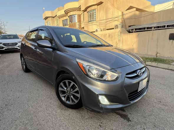 هونداي اكسنت 2017
كلليين بدون صبغ بدون ضررر 
كابون بانزين ⛽️
كير محرك شرط 
ماشيه 85 
سنويه جديدة 
السعر 104 
***********
***********
