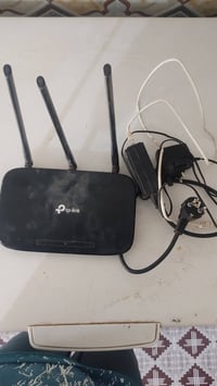 راوتر للبيع السعر خاص 07870449082