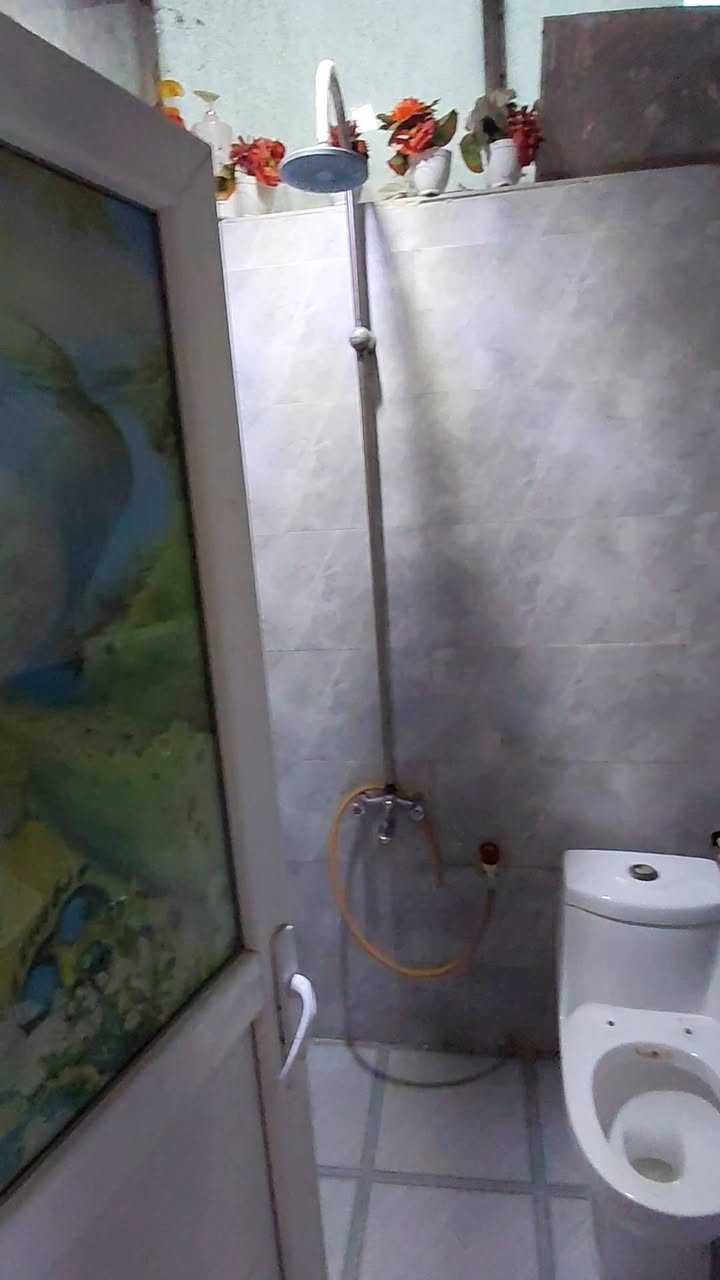 السلام عليكم
بيت رقم للبيع المساحه ١٠٠ متر واجهه ٥ ونزال ٢٠ حي الجامعه شارع الجامع فرعين عن شارع مستشفى الطفل الطابق الثاني شقه مؤجره ٢٥٠ منطقه كلش راقيه السعر ٩٠ وبي مجال للاستفسار الاتصال على الرقم ***********
