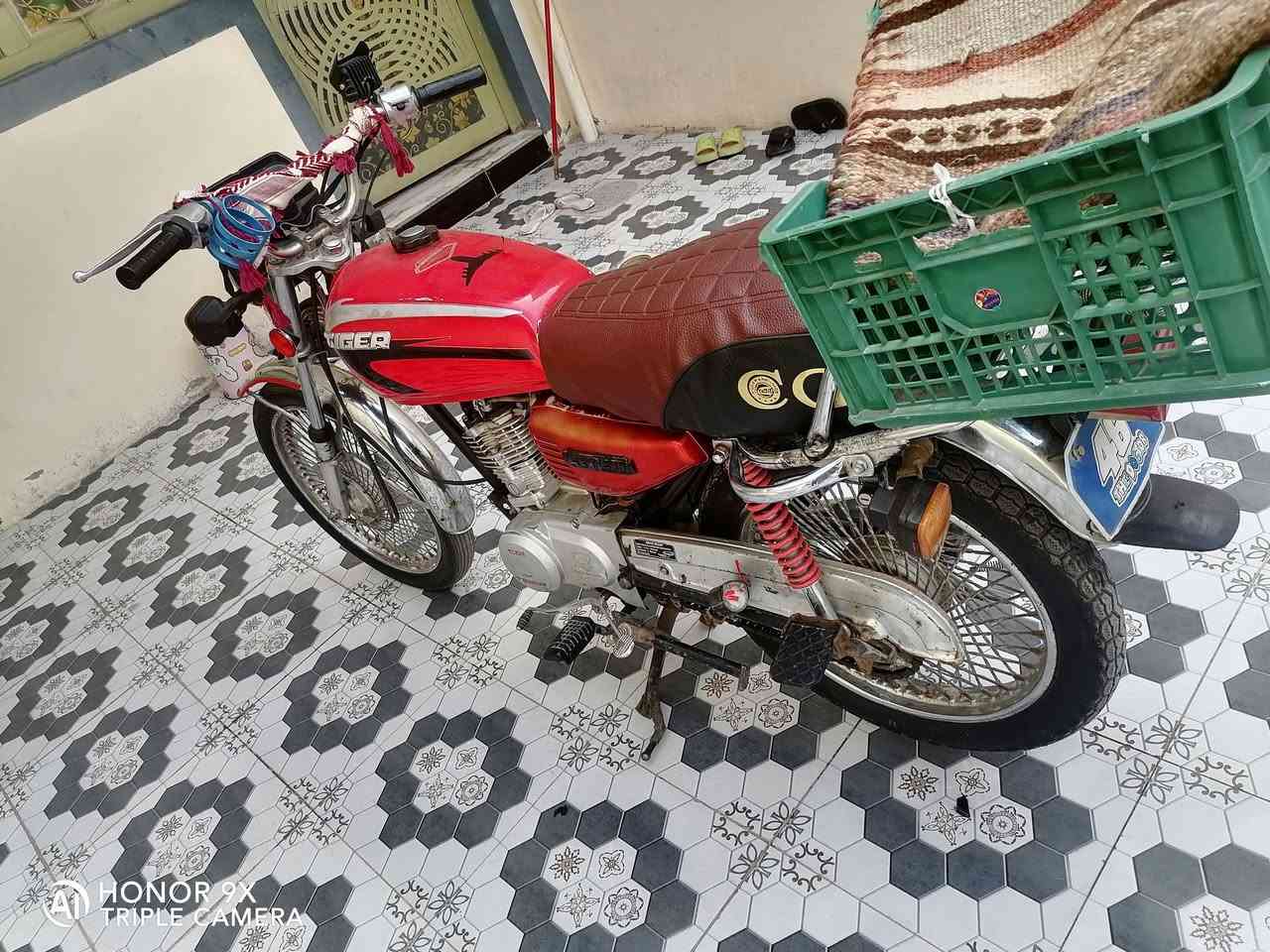 السلام عليكم ورحمة الله وبركاته
تايكر 2019 أوراق موجودة

بيع او مراوس بموديل احدث

سعر 325

للاستفسار الاتصال على الرقم ***********
ديالى-بلدروز
