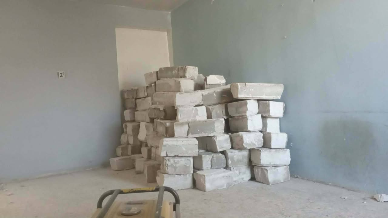 لام عليمم عدي هذا فرمستون بيهن تقريبا 200وحده مال تفليش  بيهن نصاصه وبيهن كامله الي يريدهن يجي ياخذهن في سبيل الله رقم صاحبهن اني مكلف بلنشر ***********
