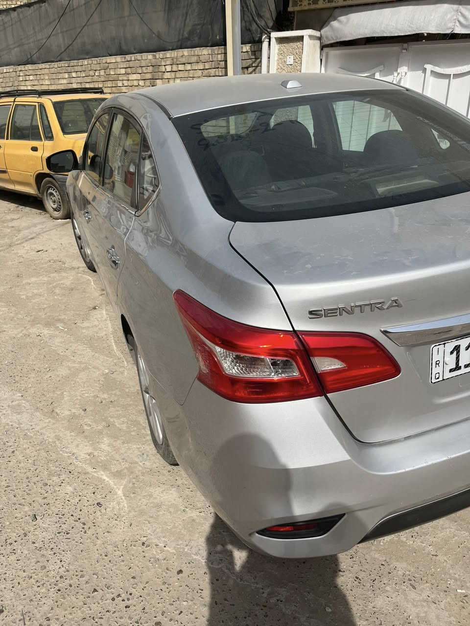 السلام عليكم نيسان سنترا ٢٠١٩ وارد ماشيه ١٥٨ ميل داخل اسود نضيف سعرها ١٠٠٠٠$ يعني شده وبيها مجال ***********
