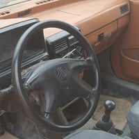 مودل ٢٠١١ • شواصي مكفلت • جير زين