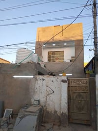 بيت 100متر اللبيع كامل؟ طابق الثاني حديث كامل  تعال وكعد ناقصه شياء  ب...