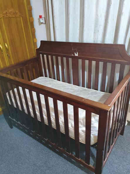 جربايه مال اطفال من عمر سنه لحد عمر 8سنوات للبيع شتريتها ب100صارلها شهرين وابيعها ب75بيها مجال شي قليل فراش هديه سبب البيع ضرف مكاني كربلاء الحر حي العسكري الاتصال علئ هذا رقم *********** موجود بي واتساب وبي خاص ماسنجر
