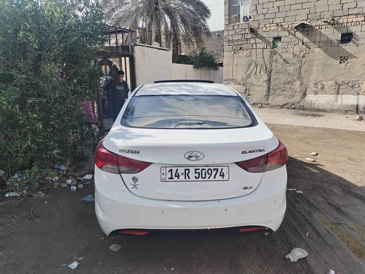 السلام عليكم
سيارة الانترا مديل 2013 وارد خليجي بسمي تحويل ثاني يوم  السياره مرتبه ع أيدي بيها  ضربه المدكر الأيمن بيها رشات صبغ درايم شفت كايم بي صوت المكان البصره المَوفقيه قرب مركز ااشرطه بيع او مراوس السعر 90 بيها مجال قليل
الهاتف ***********
