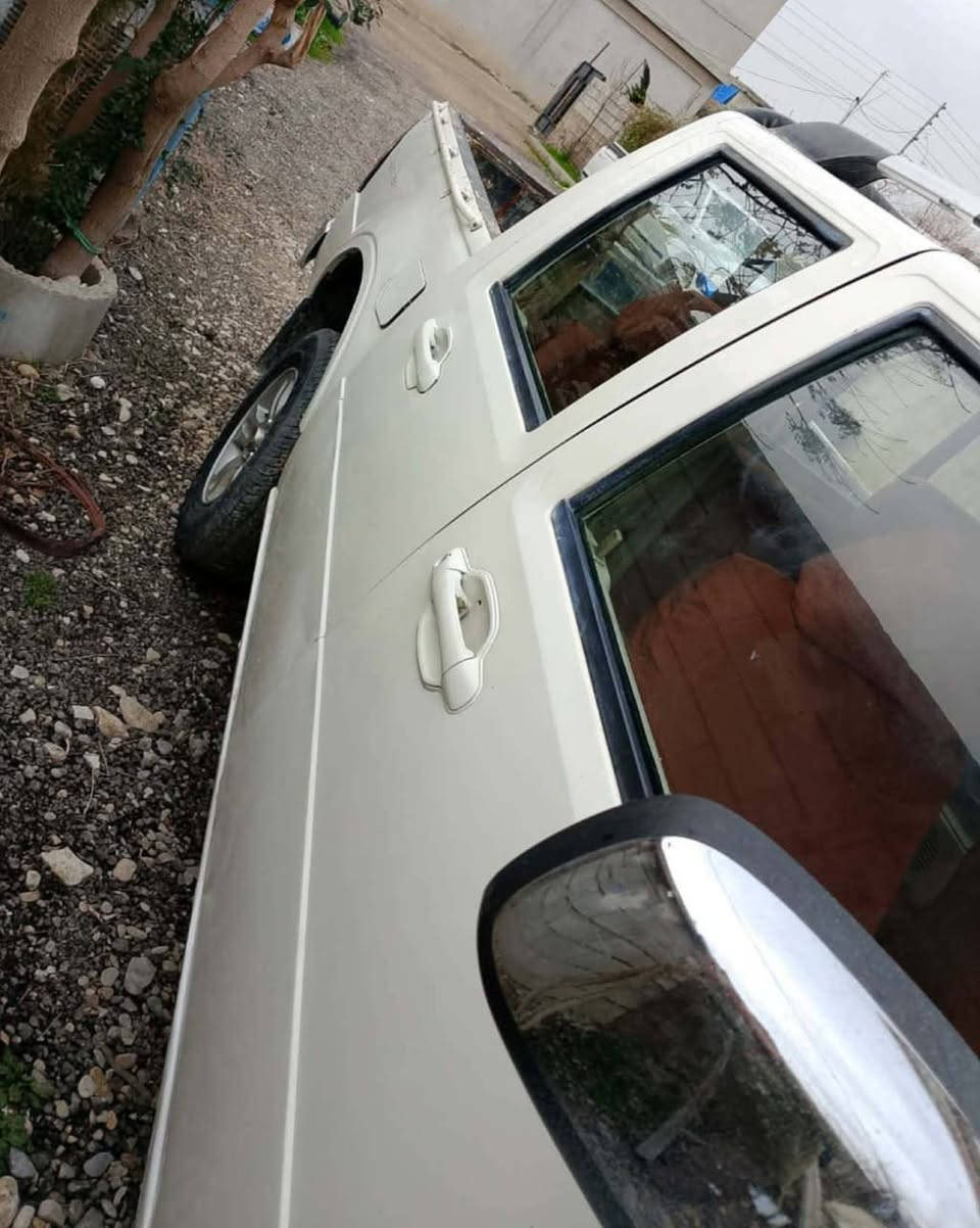 🌹بەناوی خوای گەورە🌹
ماشاءاللە ماشاءاللە 
شتی نمونەو لۆک تایبەت ئەبێت ئاوابێت
سۆپەر دێر مۆدیل 2007
 مەکینە بەخە و تەبریدە
ئاڕمی پلاستیکی هەولێر 
ئاڕمەکەی هەتا 2025 تازەکراوەتەوە
بەشەرتی سەیتەرە مەفرەزە دەیرەی مرور

دەعو لێدراو ساردەکوتی نییە 
یەک دوو پەڵەی بچوک بۆیاخی هەیە 
ناوی لۆک لۆکە ناوو هەیکەلی نمونەیە
دەعامی بۆ دەعامی بەشەرت
گێڕو مەکینەو ئاڕم و ئەوەلیات بەشەرت...
شوێن... هەڵەبجەی تازە
نرخ... 46 گەڵاو معامەلەیەکی کەم
ژ.م...***********
*********** السليمانية, العراق
