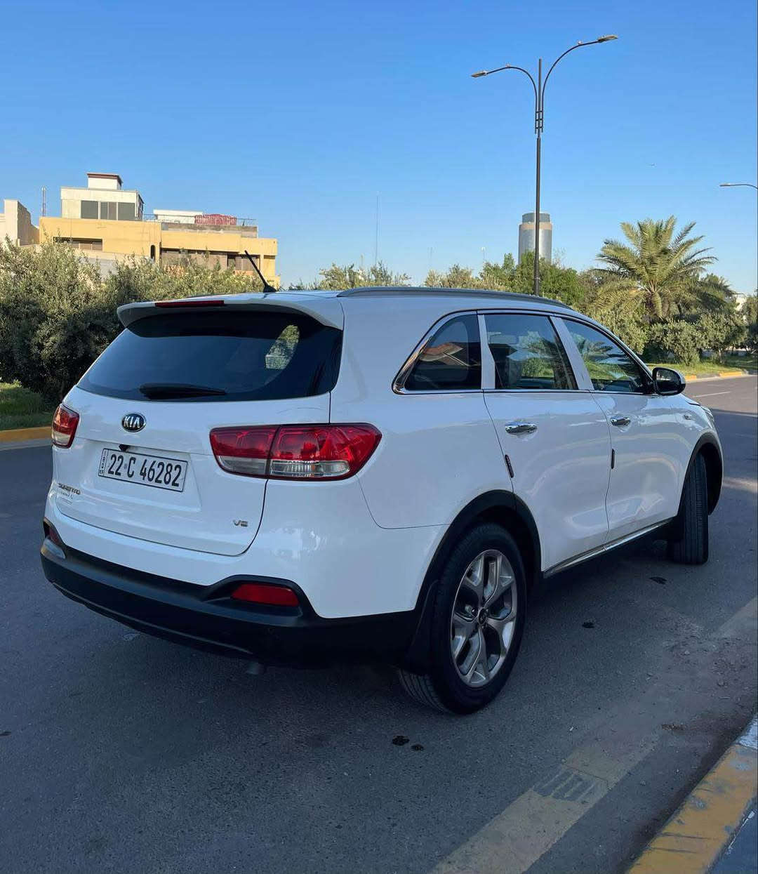 سورنتو 2016 
وارد خليجي (سعر مناسب)
6 سلندر

ماشيه 130
7 راكب
نظام ايكو +Drive
كامره خلفيه 
حساسات خلفيه
شاشه كبيره متصله
تحكم ستيرن جهتين
مقاعد جلد 
تبريد 3 قطع 
ويلكب 19 عنكبوت
ادامه كامله قبل يومين شامله السياره بالكامل

🔴ملاحظة

بيها بعض الاماكن بارد
مرفق معها السونار
السعر : 185$ قابل للتفاوض مجال بسيط

📍موقع السياره بغداد الكرخ

📞*********** 

التواصل واتساب فقط للجاد والمهتم

#بغداد #سورنتو #كيا  #Kia
#iraq #baghdad
#بيع #سيارات بغداد, العراق
