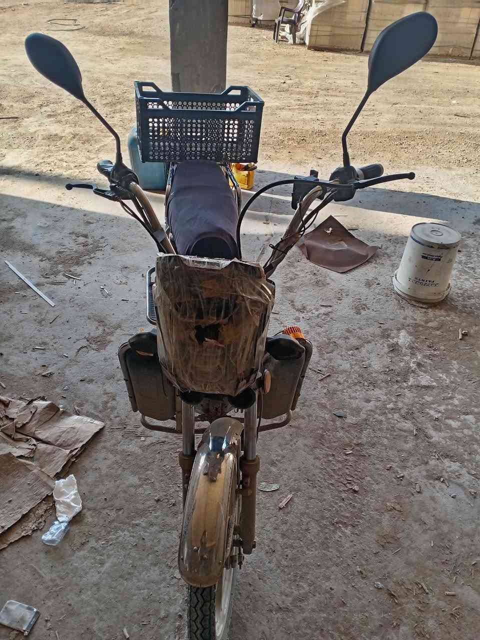 من رخصه لادمان 
دراجه شحن البيع اي نقص مابيه بطارية جديد تايرت جديده
***********
مامتواجد على فيس
