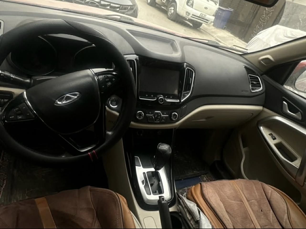 تيكو 5 2018 ماشية 28 الف للبيع ب108 ورقه بيه مجال بسيط ***********
