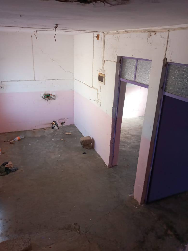 اسلام عليكم الدار للبيع ناحية الشوره حي المحطه المساحه 250 سند طابو السعر عل خاص ***********
