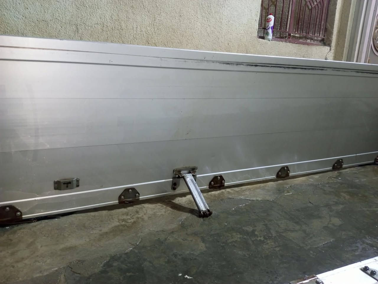 السلام عليكم صفاح هينو العدد 4 + يدات 4 استيل المكان ناصرية الغراف السعر 12 ورقه مع المجال القليل
*********** يتوفر واتساب
