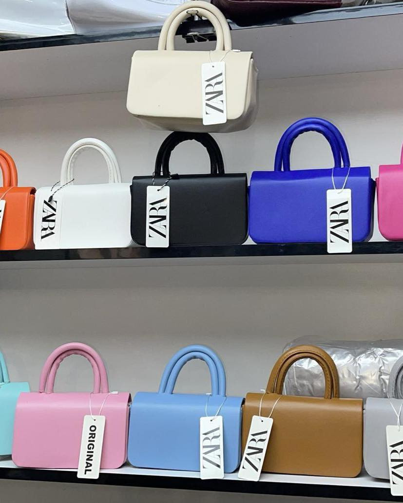 جنط جمله ومفرد ارخصص الاسعار تخفيضات قووويه🔥🔥🔥
تواصل واتساب 
***********
توصيل جميع محافظات العراق 🚗
