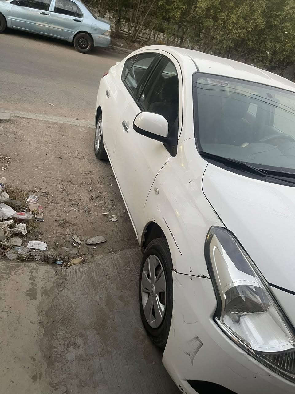 صني موديل ٢٠ السيارة بيها حالوب وبارد مثل مموضح بالسونار سعرها ٩٣ وبيها مجال حك الجية ***********
