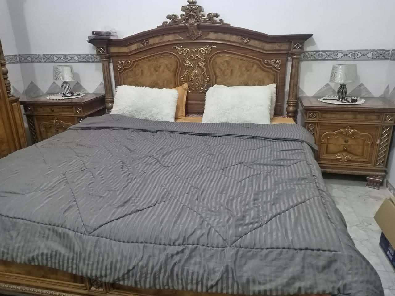 غرفه نضيفه كلش... تركي اصلي درجه اولى والله العضيم اخذتها ب٣مليون اريد ابيعها ب ٢وبيها مجال انشاء الله اي استفسار راسلوني عله الوتساب ***********
