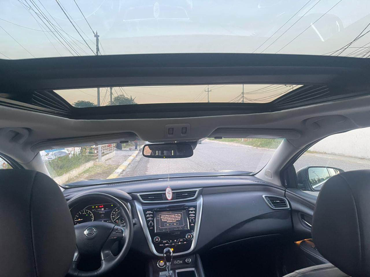 Nissan murano 2022 
فول فول ٢٠٢٢ بلاتينيوم بيها جاملغ بنيد سبغ شوي بيها دواخل ايرباك سستم ماشيه ٥٣ كم سياره كلش نضيف بدون مسارف سعره ١٨٥ بيها مجال مكان اربيل 
*********** أربيل, العراق
