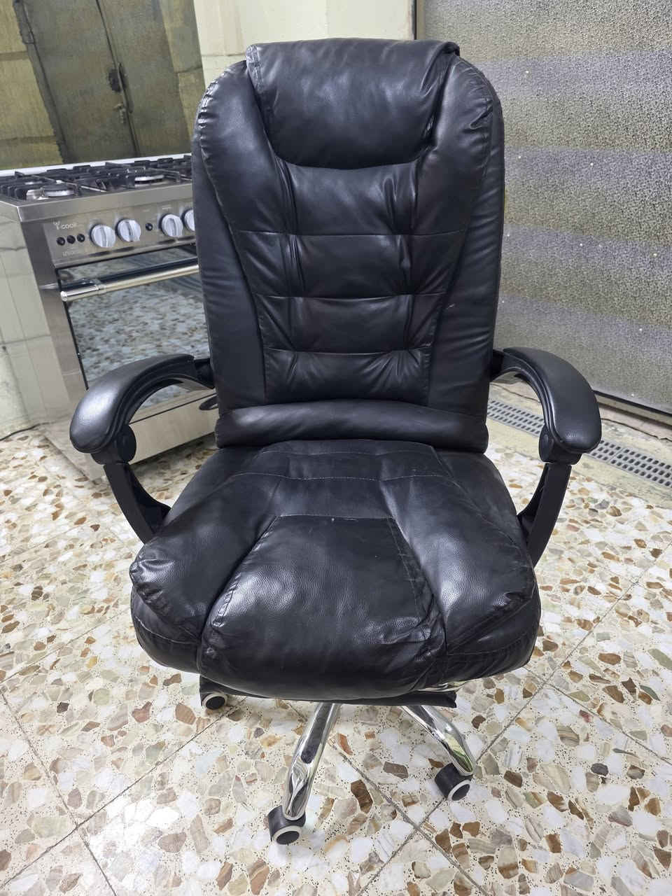 ٢ دوشك اسفنج درجة أولى ٥ طبقات قياس ١٨٠× ٢٠٠ نضيف جدا السعر ١٧٠ الف
٣ كرسي دوار مكتبي نضيف جدا السعر ٥٥ الف 

العنوان بغداد الأمين الثانيه منطقة سكينة الزراعي 
الاتصال على هذا الرقم *********** 
لايوجد توصيل
