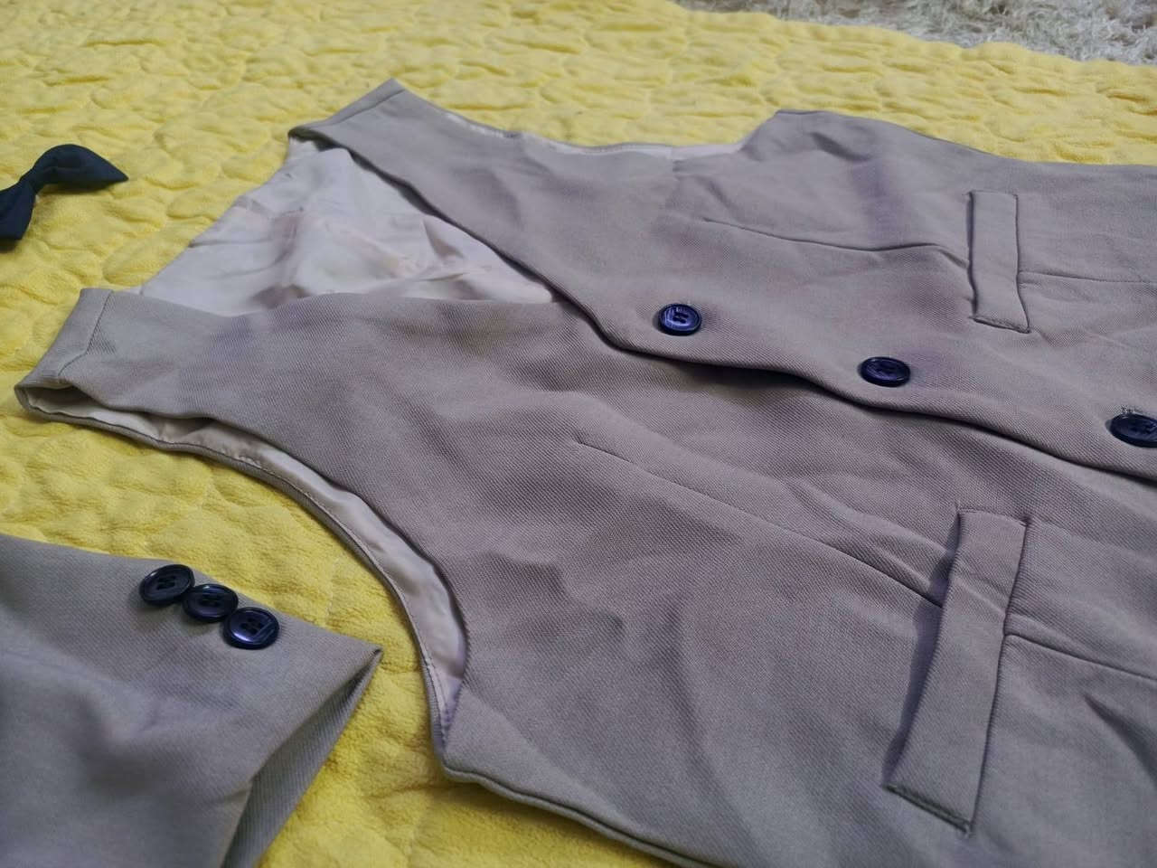 قاط اطفال
يلبس عمر ١١ - ١٢ سنة 

السعر ١٠


**إذا كنت صاحب هذا الإعلان وتريد حذفه لأي سبب، رجاءا أرسل رسالة إلى الدعم الفني**