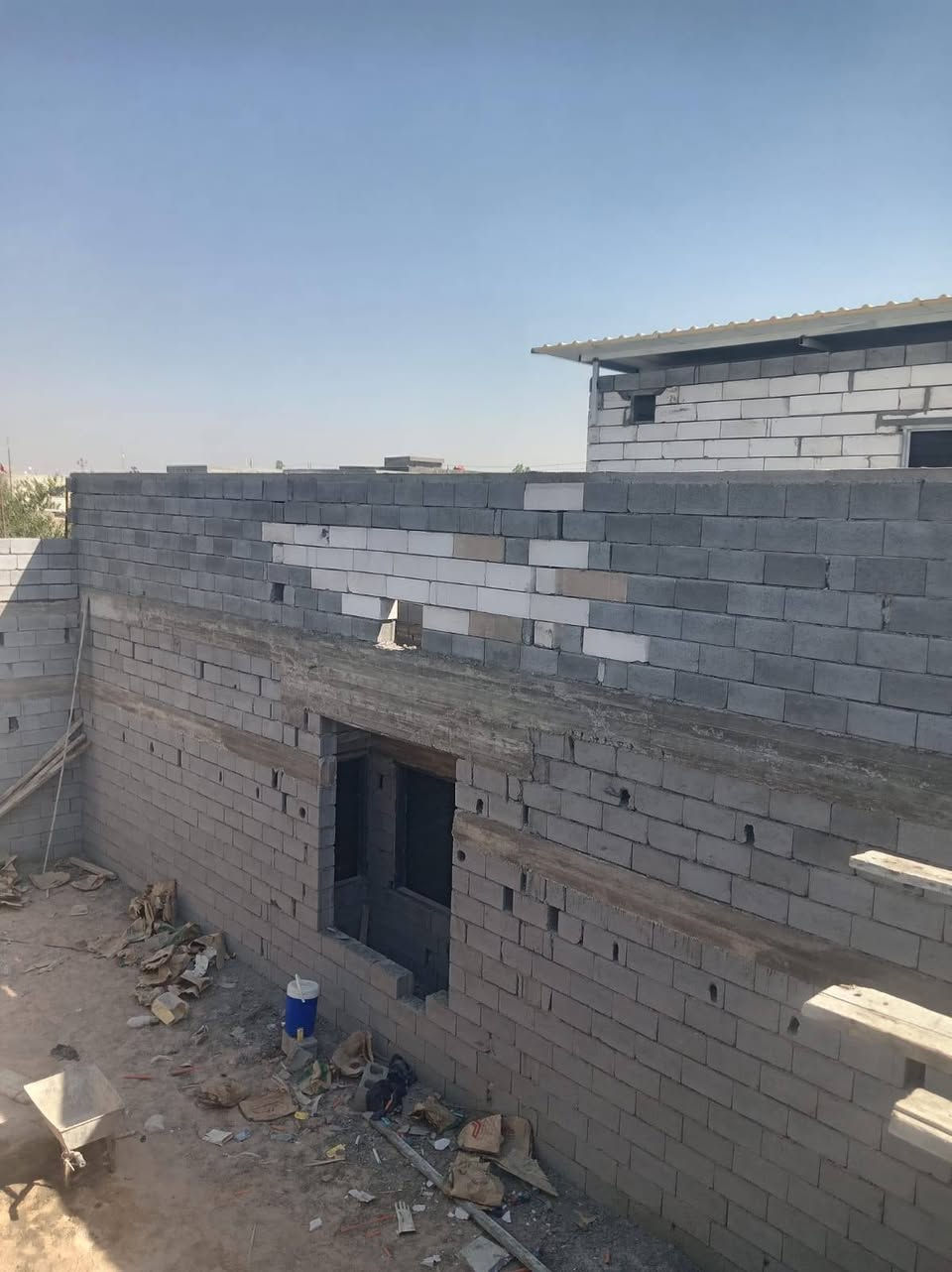 سلام عليكم خلفه بناء ولبخ شغل درجه اولى موقع العمل ابو الخصيب للتصال ***********
