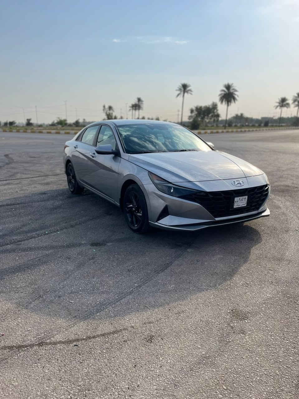 سلام عليكم لنتره مديل ٢٠٢٣
وارد أميريكي ماشيه ٢٨ ميل 
رادار امامي 
حساس بل مرايات 
قياده ذاتيه تحكم ستير 
تشغيل عن بعد بصمه 
حادثها جاملغ جهت الصدر مصبوغ وجّهت السايق كلير من امريكا السعر ١٣٠ وبيها مجال بصيط مكاني حله بابل 
***********
