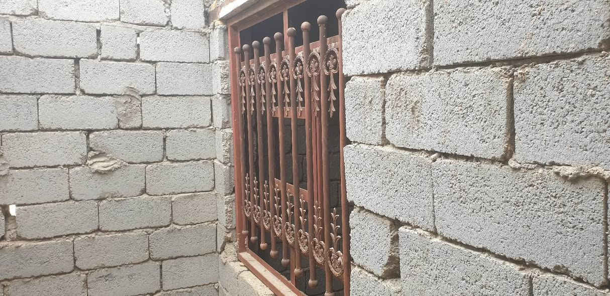 بيت هيكل بل سبل نزلت المدرسه مكتب ابو ساره قرب مجمع الايتام ***********
