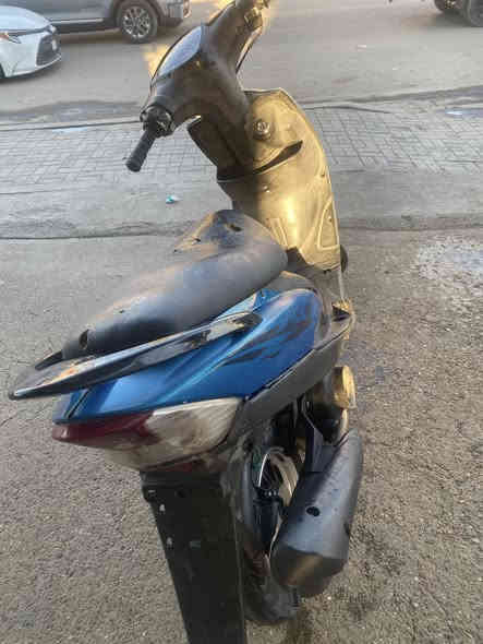 سلام عليكم ماكس عدلة دراجة بلادية كهربائيات شغالة 
دراجة بيها مكينه مال رمبة   ما مفتوحة مكفولة صوت نضوح تبخير دراجة سلف هندر  نكرة كامله مكمله يراد الها ترتيب بصيط  ستاند صفح وتعليك دراجة شلعة ومعدل تخبل 

كابريتر سلف بلادية 

بوشة49 دراجة تاخذة ترحملي عليها 

مكان بغداد دورة البعيثة 

سعر600 وبيها مجال  

تفاصيل خاص او واتساب ***********
