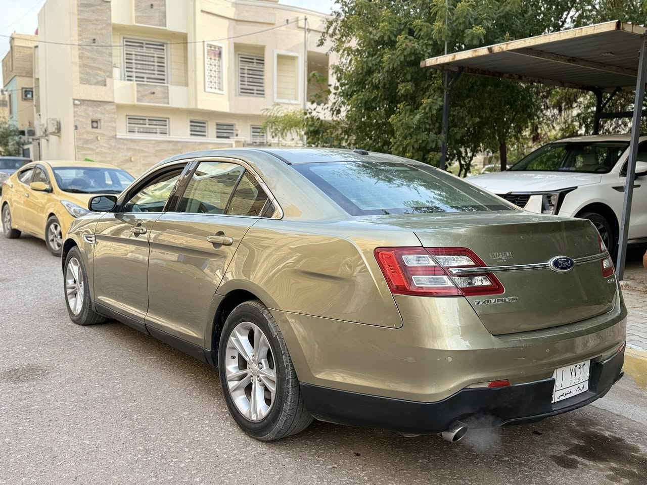 فورد  تورس  مديل 2013    بيه قطعتين صبغ سياره جديده كلش رقم كربلاء تحويل مباشر
موصفات عاديه    

مكاني كربلاء السعر 110 وبيه مجال لشراي ستفسار ***********
