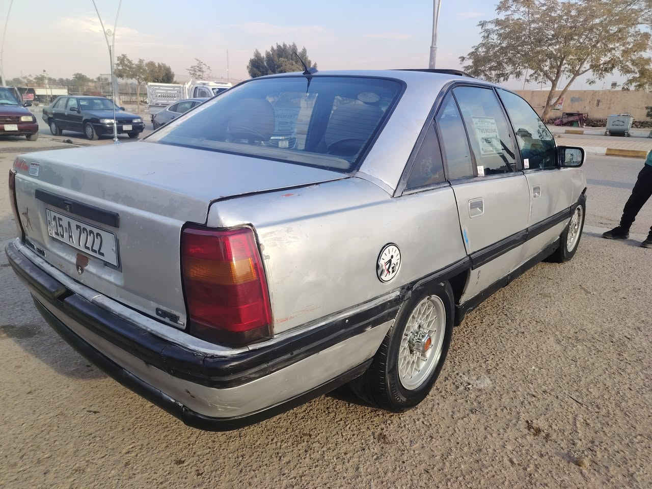 ياالله السلام عليكم
اوبل اوميكا كير اوتو سياره حلوه بيه جراد 
صدر جديد مكينه جديده
رقم مميز دولي رقم انبار 
جام كهرباء 
مكان السياره الانبار هيت 
السعر 32
رقم الهاتف ***********
