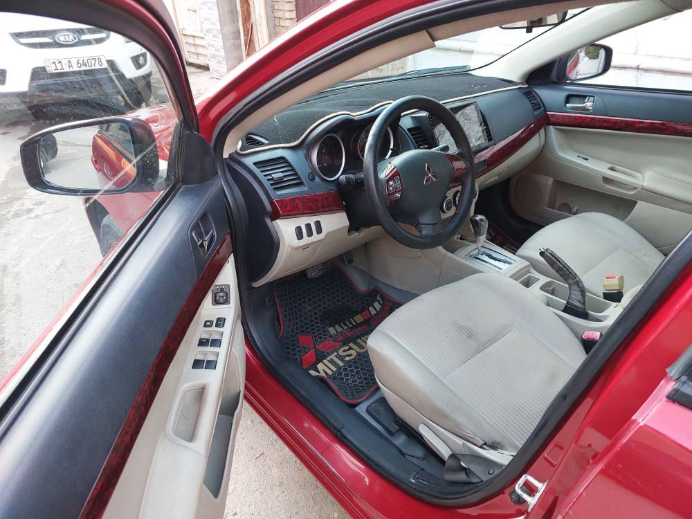 السلام عليكم متسوبيشي لانسرللبيع او مراوس موديل ٢٠١٦ محرك ١٦٠٠ خليجيه كهربائيات كلهه تشتغل داخل نظيف جدا صدر امامي وخلفي ممتاز تدفئة وتبريد كيرAT سياره جاهزه بدون نقص بيها صبغ قطعتين بدون حادث مكانها بغداد الدوره ابو دشير هاتف *********** سعرها ١٠٨ بغداد, العراق
