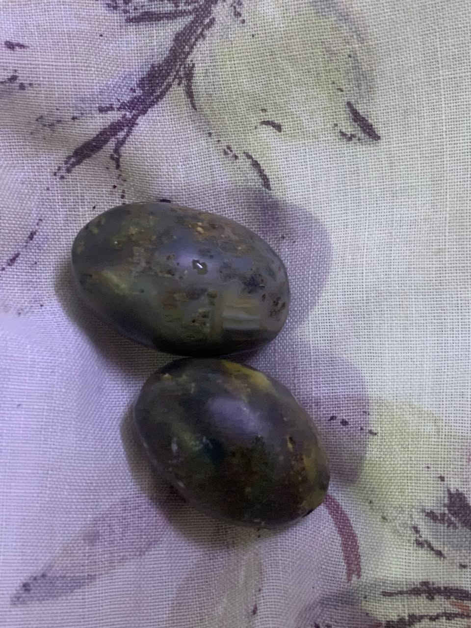 سلام عليكم خرز داودي قديم
السعر 60


**إذا كنت صاحب هذا الإعلان وتريد حذفه لأي سبب، رجاءا أرسل رسالة إلى الدعم الفني**