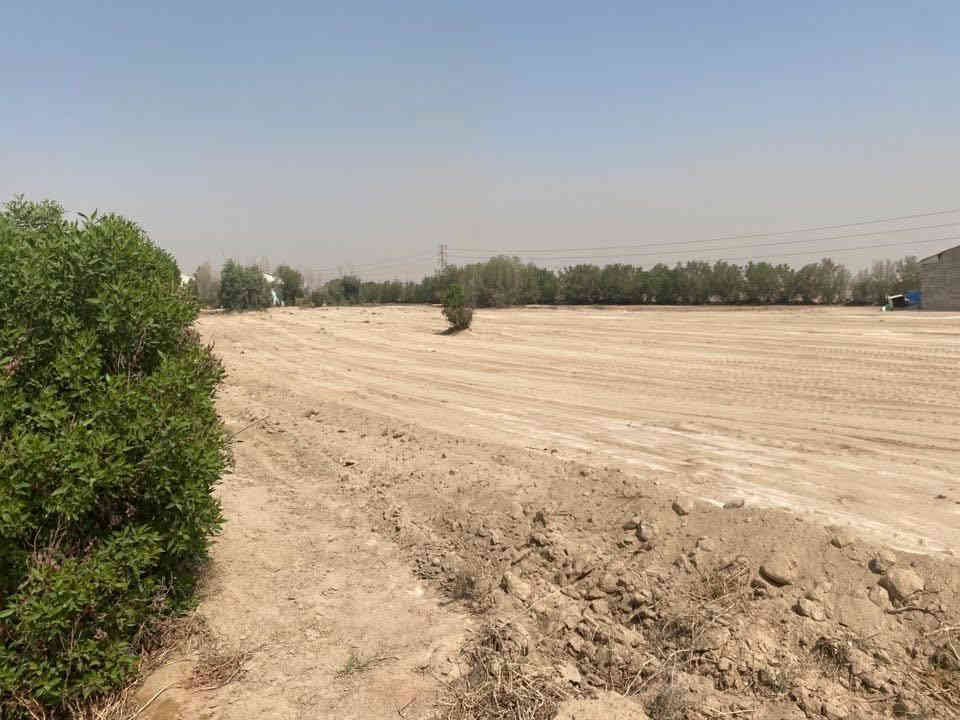 سلام عليكم يوجد مزرعه للبيع 10 دونم بيه بير مايه حلو بيه اربع مخازن واحد1000 واحد300 واحد 500مئجرات يجارهن السنه 15 مليون بيه ماي اساله محوله. كهرباء المكان جريويه كبال مطعم العراق جهة المواكب  عمود240 تبعد عن الشارع 500 متر يم الملاعب لاستفسار ***********
