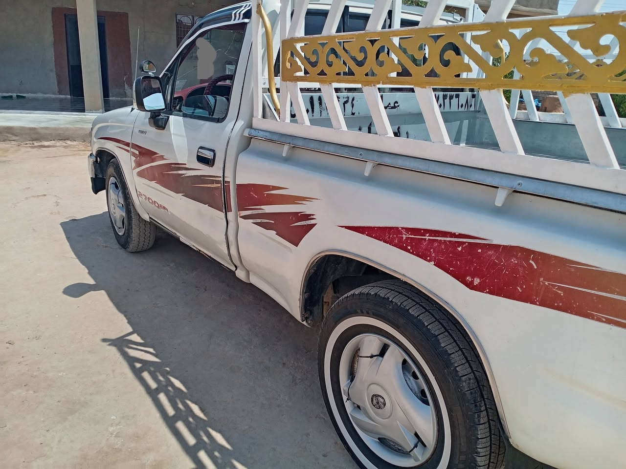 سلام عليكم بيكم للبيع 2004 سياره جاهزه مال جناي السياره مسجله رقم انبار بسمي مشروع وطني سنويه جديده ل 29 الاتصال ***********
