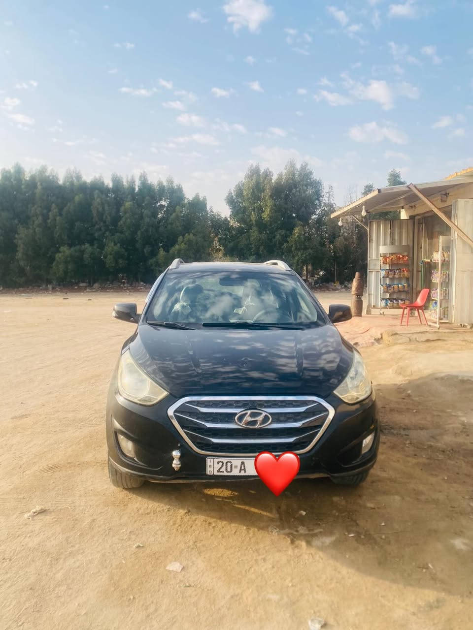 سياره توسان موديل 2011للبيع رقم ديالى  محركه2400 بيها ثلاث قطع  رقم أنكليزي السعر118وبيها مجال مكان السياره كربلاء المقدسه  الاستفسار اكثر الاتصال ع رقم***********
