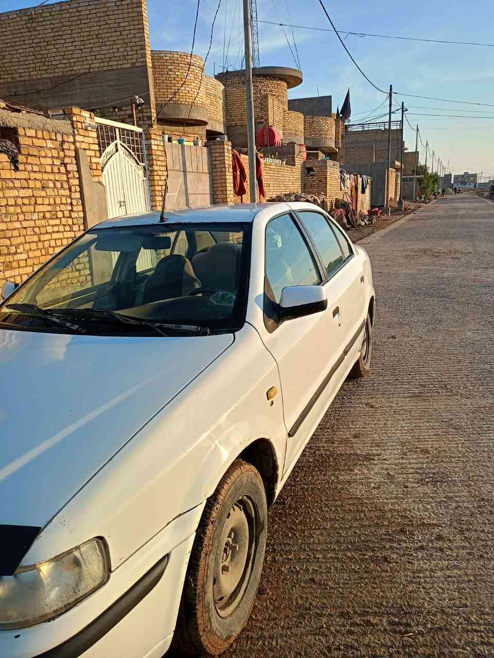 سمند موديل 11 رقم واسط انكليزي بسمي 32وبيه مجال بسيط ***********
