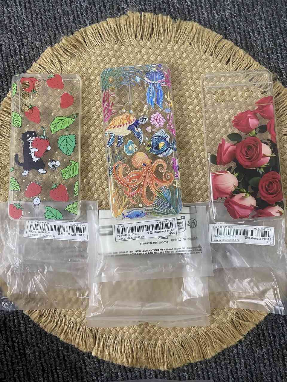 السلام عليكم 
اكو نوعيه اجهزة اتوقع غير معروفه يعني طلعتلي كفر اسمه 
كوكل معقولة اكو جهاز اسمه كول ؟ 
متوفر عندي كفرات ايفون من 6 ل 17
قطع محدوده اسعار 3 الالف و 4 الالف 
متوفر توصيل لكافه العراق 3 الالف لمده اسبوع 
اقل طلب 3 كفر


**إذا كنت صاحب هذا الإعلان وتريد حذفه لأي سبب، رجاءا أرسل رسالة إلى الدعم الفني**