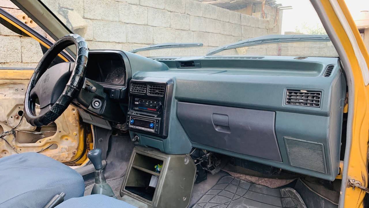 السلام عليكم
سايبا موديل 2011  سيارة حلوة ونضيفه كدامكم شوفت عينكم بيها مبدل باب ورة سايق وباب سايق هذ بي خسفه ترجع عل بارد  كير محرك مكفول تبريد ثلج صدر نضيف 
مشروع وطني تحويل وين ماتريد ب اسمي هيئه غرامات مصفرة 
سعرها 28  وبيها مجال للشراي 
 مكانهة بغداد / تقاطع النهروان 
*********** رقمي واتساب
