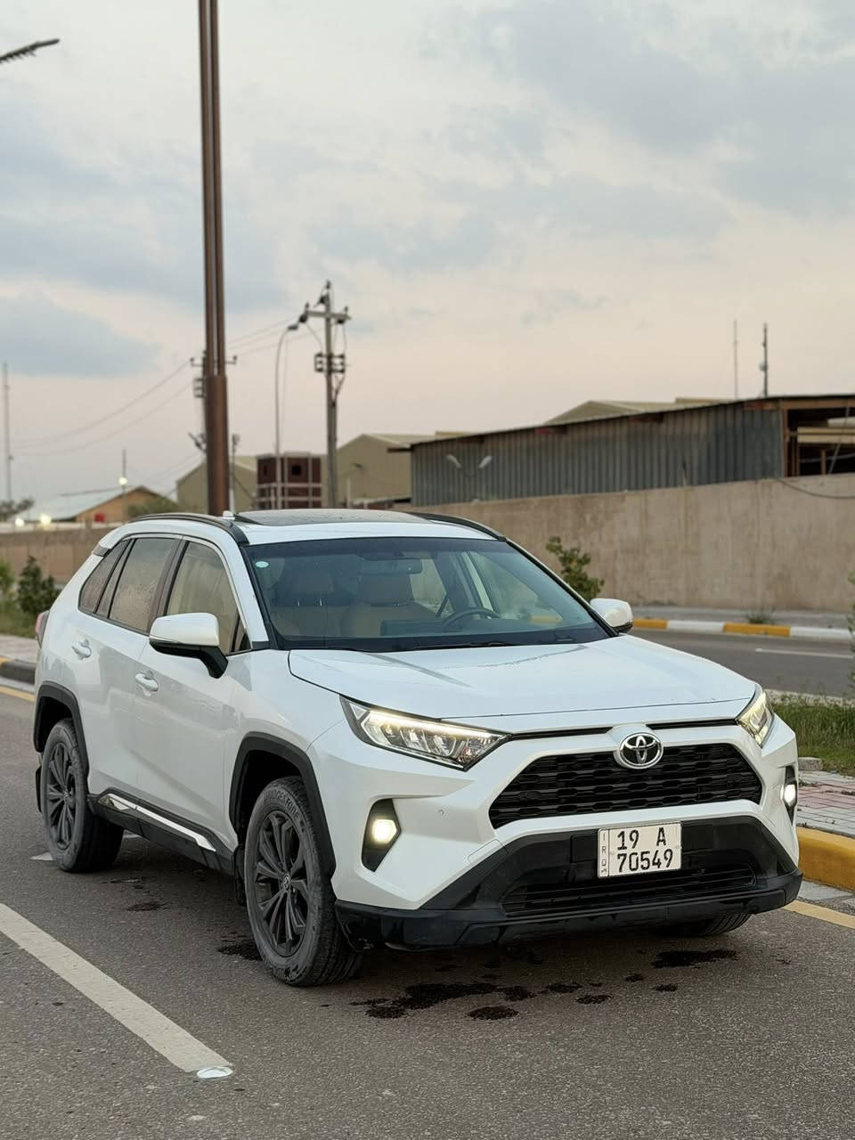 رافور موديل 2024 خليجي
دخول جديد شهداء كربلاء 
فول مواصفات ماشيه 23 الف
السعر 250 
مكانه كربلاء 
للاستفسار ***********
