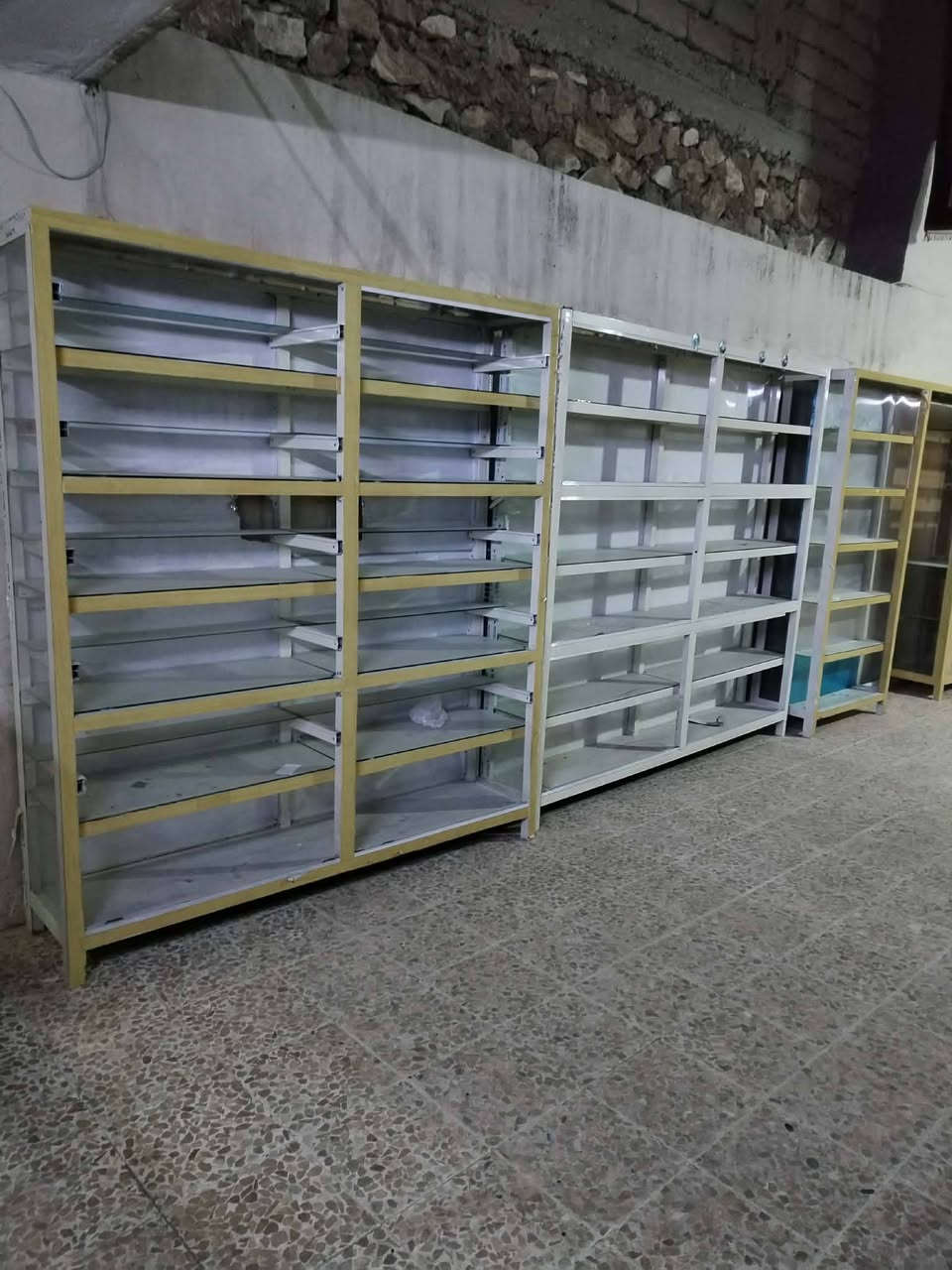 رفوف صيدليه أربع اكبار اثنين اصغار عنوان ارتفاع مترين الطول ٩٠٥ العنوان موصل كراج شمال التوصل


**إذا كنت صاحب هذا الإعلان وتريد حذفه لأي سبب، رجاءا أرسل رسالة إلى الدعم الفني**