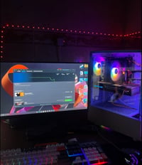 معالج Xeon E5 2670v3 • كرت RX 580 • رام ١٦G