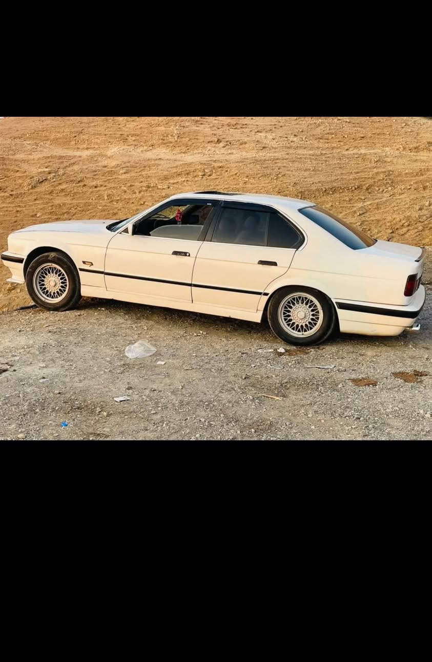 bmw 520 u 3ady jam karabaw slaytu tabryyd 
armi plastyki slimani 38 kami majal bo zanyare zyatr *********** حلبجة, السليمانية
